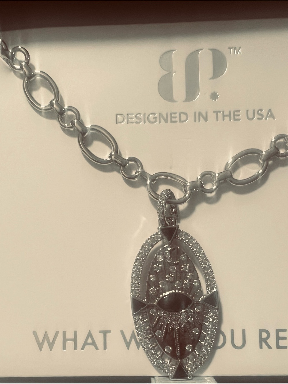 “ The Takeover Necklace “